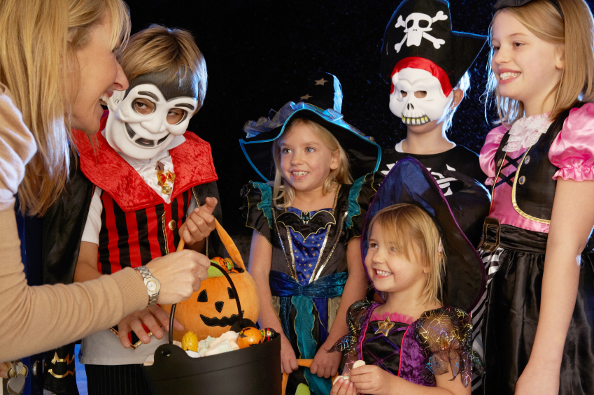 halloween safety tips